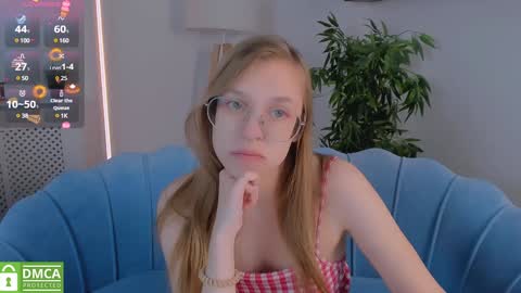 Snapshot of layriantavee chatting on 01-04-25, 06:52 layriantavee online show from 01-04-25, 06:52