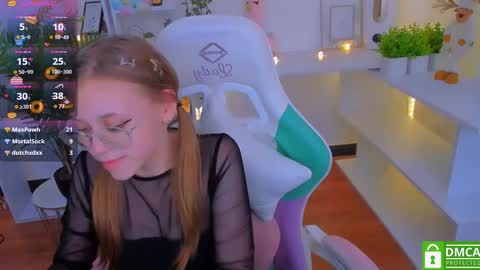 Snapshot of layriantavee chatting on 01-10-25, 11:11 layriantavee online show from 01-10-25, 11:11