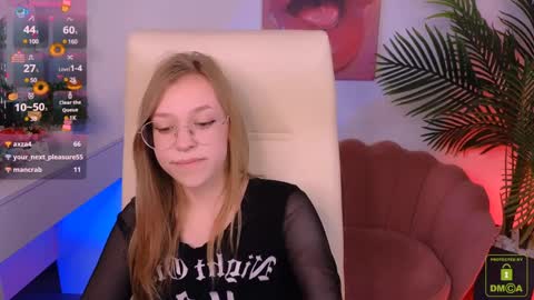 Snapshot of layriantavee chatting on 01-28-25, 01:27 layriantavee online show from 01-28-25, 01:27