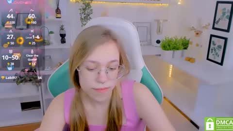 Snapshot of layriantavee chatting on 02-10-25, 09:58 layriantavee online show from 02-10-25, 09:58