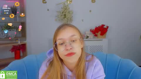 Snapshot of layriantavee chatting on 10-02-25, 06:20 layriantavee online show from 10-02-25, 06:20