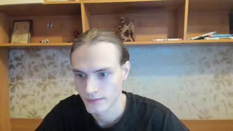 Snapshot of lazaret1k chatting on 01-17-26, 06:51 Vladi online show from 01-17-26, 06:51