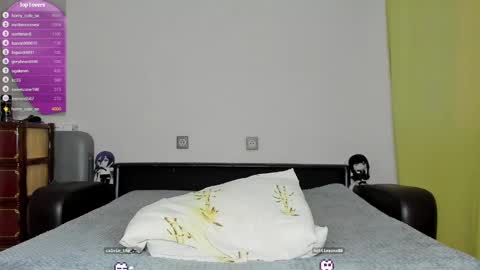 Snapshot of lazydarkknight chatting on 02-23-25, 10:42 Alex online show from 02-23-25, 10:42