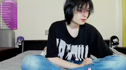 Snapshot of lazydarkknight chatting on 03-06-25, 07:36 Alex online show from 03-06-25, 07:36