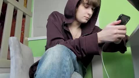 Alex online show from 02-04-26, 01:33