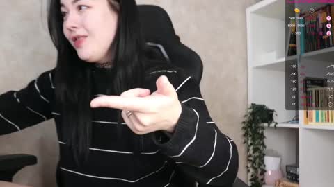 Lisa online show from 03-04-25, 05:11