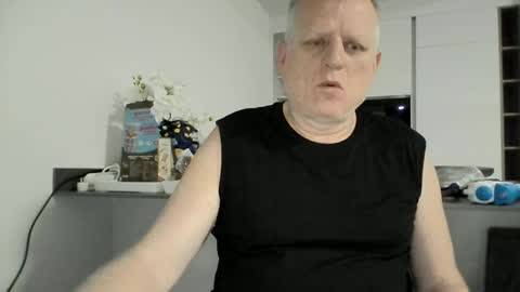 Snapshot of lazypete1231 chatting on 04-03-26, 11:08 lazypete1231 online show from 04-03-26, 11:08