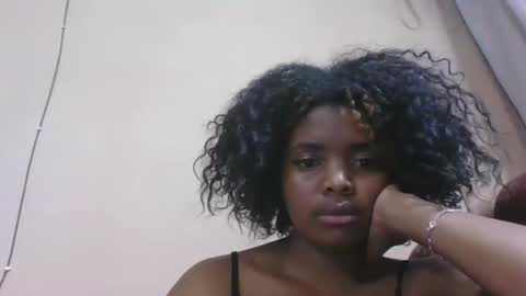 lea96546 online show from 11-28-25, 05:37