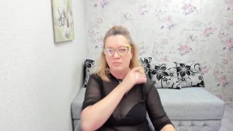 Snapshot of lea_fruit chatting on 01-18-25, 05:20 Lea online show from 01-18-25, 05:20