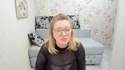 Snapshot of lea_fruit chatting on 02-02-25, 11:08 Lea online show from 02-02-25, 11:08