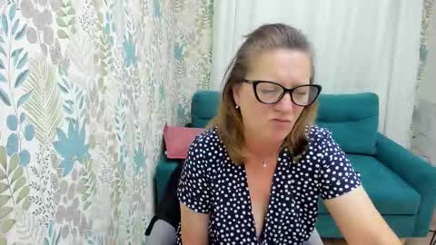 Snapshot of lea_fruit chatting on 09-13-25, 05:57 Lea online show from 09-13-25, 05:57