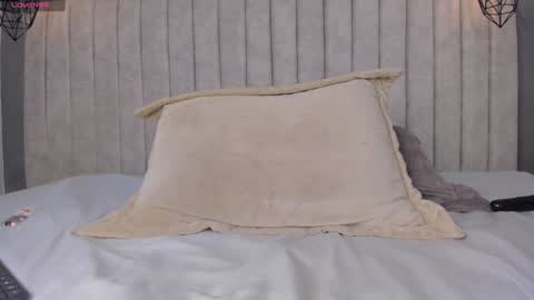 Snapshot of lea_gray chatting on 02-06-25, 07:29 online show from 02-06-25, 07:29
