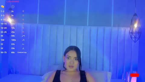 Snapshot of lea_gray chatting on 09-29-25, 07:08 online show from 09-29-25, 07:08