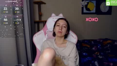 Snapshot of leah__gotty chatting on 12-06-24, 02:28 Leah  Gotty online show from 12-06-24, 02:28