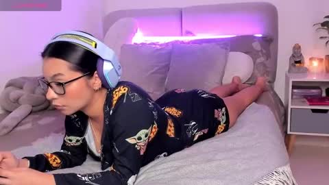   online show from 03-10-25, 06:27