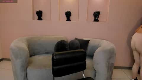 Snapshot of leahnovac chatting on 10-27-25, 11:14 leahnovac online show from 10-27-25, 11:14