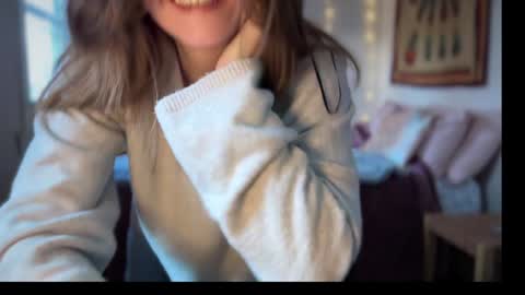 Leah Sparkles online show from 01-09-25, 01:45