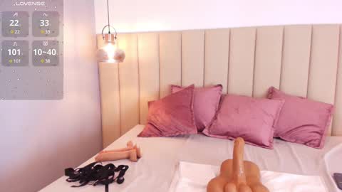 Hey Im Lea online show from 02-20-25, 01:51