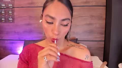Snapshot of leamonroe__ chatting on 06-17-26, 04:52 Hey Im Lea online show from 06-17-26, 04:52