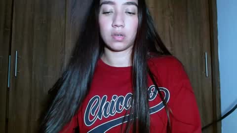 Snapshot of leanaalhub chatting on 12-12-24, 04:37 leanaalhub online show from 12-12-24, 04:37