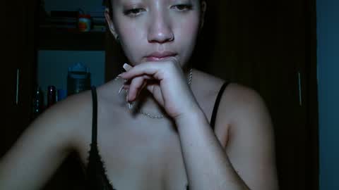 Snapshot of leanaalhub chatting on 12-18-24, 08:09 leanaalhub online show from 12-18-24, 08:09