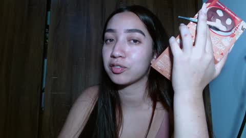 Snapshot of leanaalhub chatting on 01-11-25, 04:06 leanaalhub online show from 01-11-25, 04:06