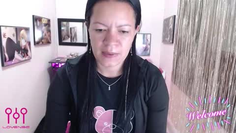 Leandra online show from 09-24-25, 12:41