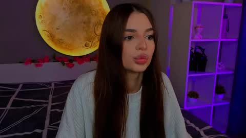 Sophie online show from 04-13-26, 07:08