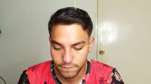 Leandro online show from 12-24-24, 10:39