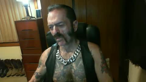 leathergreaser online show from 02-10-25, 06:24
