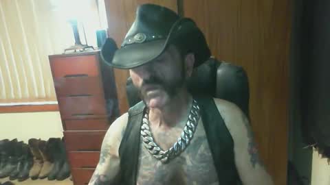 leathergreaser online show from 02-26-26, 08:52