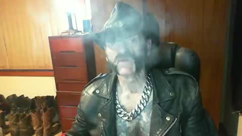 Snapshot of leathergreaser chatting on 05-17-26, 08:38 leathergreaser online show from 05-17-26, 08:38