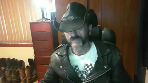Snapshot of leathergreaser chatting on 05-20-26, 08:59 leathergreaser online show from 05-20-26, 08:59