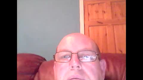 leatherpants68 online show from 10-15-25, 09:04