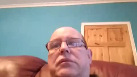 Snapshot of leatherpants68 chatting on 11-02-25, 04:20 leatherpants68 online show from 11-02-25, 04:20