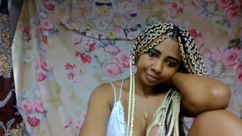 Snapshot of leatianaa chatting on 05-26-26, 02:13 leatianaa online show from 05-26-26, 02:13