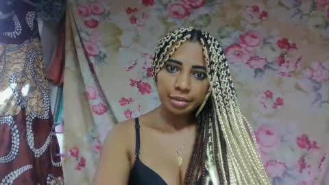 Snapshot of leatianaa chatting on 05-27-26, 01:57 leatianaa online show from 05-27-26, 01:57