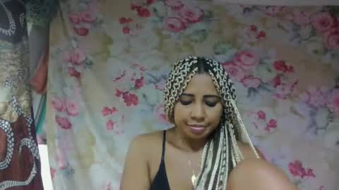 Snapshot of leatianaa chatting on 05-30-26, 02:03 leatianaa online show from 05-30-26, 02:03