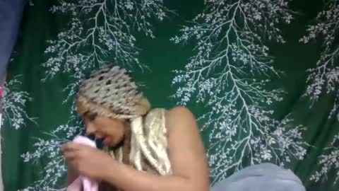 leatianaa online show from 07-06-26, 01:41
