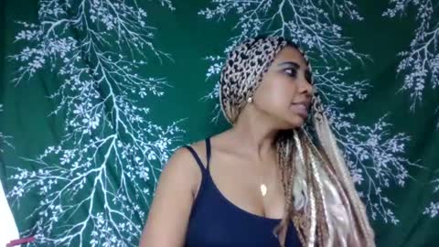 leatianaa online show from 07-14-26, 02:05