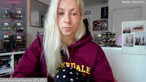 Snapshot of leavixx chatting on 12-11-24, 11:41 LeaVixx online show from 12-11-24, 11:41