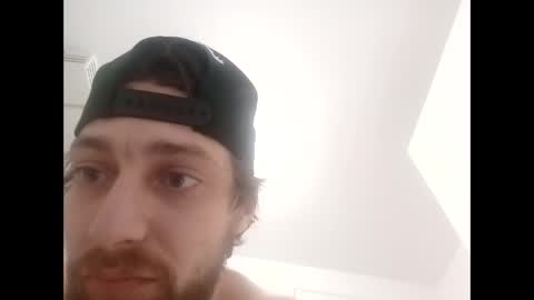 Snapshot of lebeaujo16420 chatting on 03-09-26, 05:44 Tibo online show from 03-09-26, 05:44