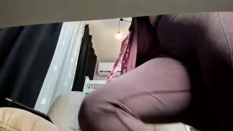 Snapshot of lecherous_wife chatting on 10-18-25, 06:08 Anna  online show from 10-18-25, 06:08