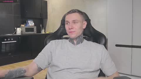 Snapshot of lechery_boy chatting on 01-20-25, 04:01 Lechery boy online show from 01-20-25, 04:01