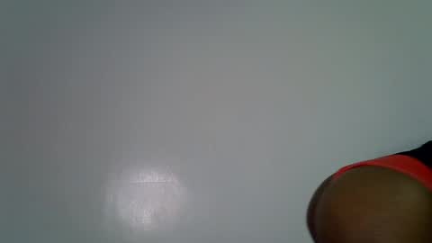 Snapshot of lee_shaz chatting on 06-24-26, 06:51 lee baby online show from 06-24-26, 06:51
