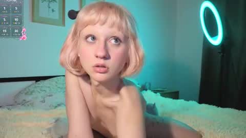 Snapshot of lee_sky chatting on 07-27-26, 12:17 I am Melisa. Im new here. This is my first day online show from 07-27-26, 12:17