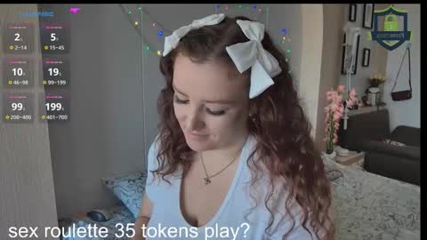 Snapshot of leediseeeex chatting on 02-27-26, 05:51 ELSA AND SAM online show from 02-27-26, 05:51