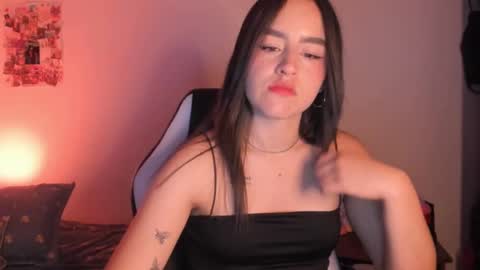 Snapshot of leejhonsonnn chatting on 01-19-25, 12:28 leejhonsonnn online show from 01-19-25, 12:28