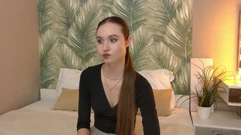 Snapshot of leelasmit chatting on 10-21-25, 04:30 Leela online show from 10-21-25, 04:30