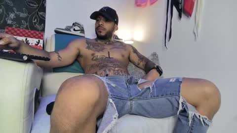 Snapshot of leenar_key chatting on 02-25-25, 05:25 leenar_key online show from 02-25-25, 05:25